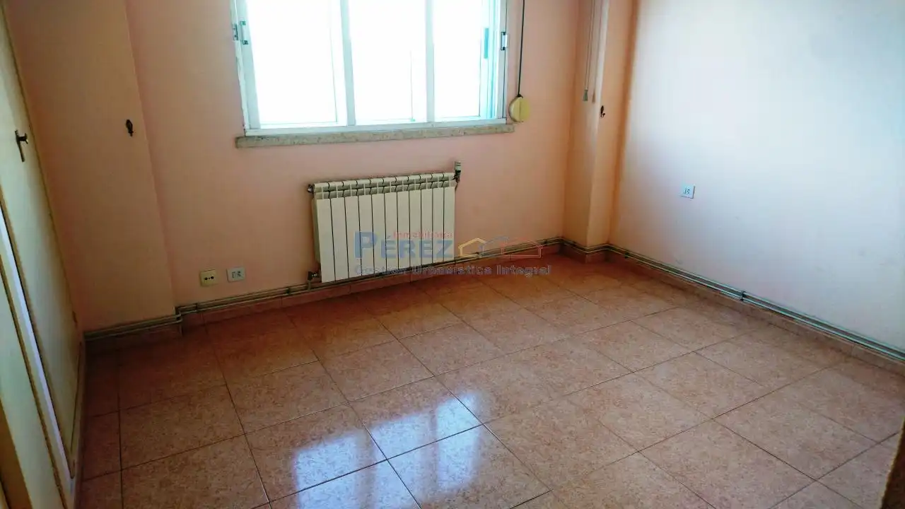 Habitación de Piso en venta en Ferrol con Calefacción
