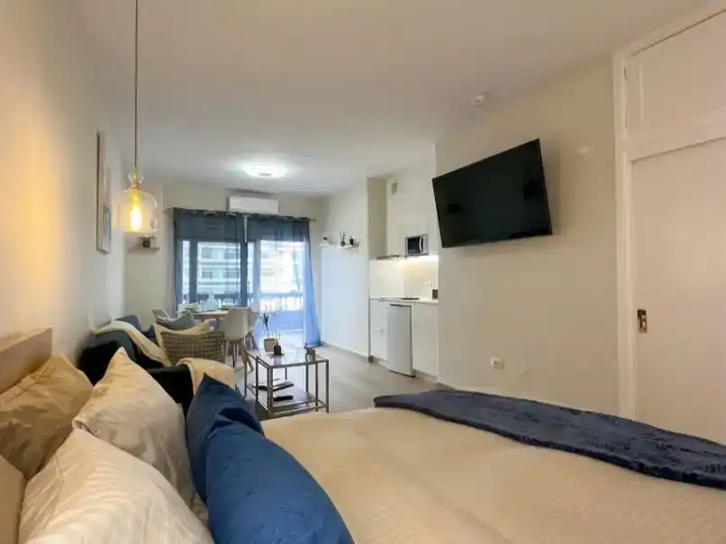 Sala d'estar de Estudi en venda en Puerto de la Cruz amb Aire condicionat i Piscina