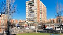 Vista exterior de Pis en venda en  Madrid Capital amb Calefacció i Terrassa