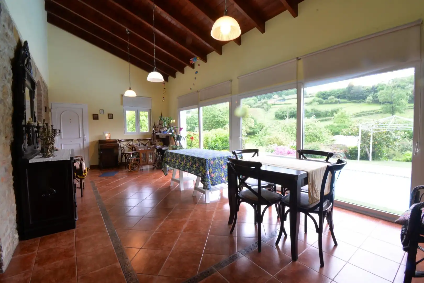 Comedor de Casa o chalet en venta en Langreo con Calefacción, Jardín privado y Terraza