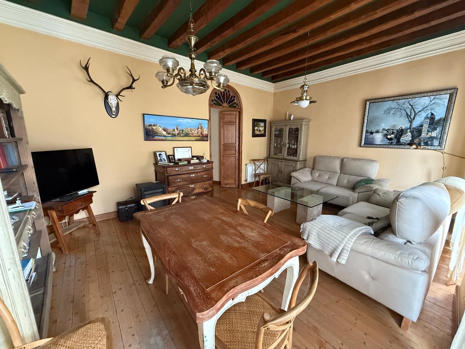 Sala de estar de Casa adosada en venta en Peñaranda de Bracamonte con Calefacción