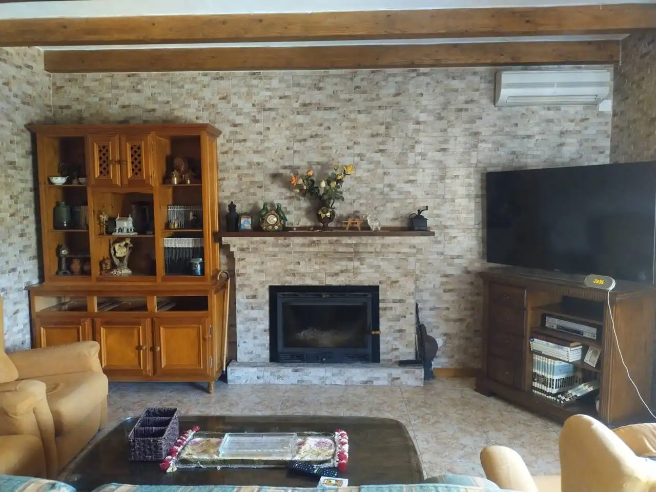 Sala de estar de Casa o chalet en venta en Ossa de Montiel con Aire acondicionado, Calefacción y Jardín privado