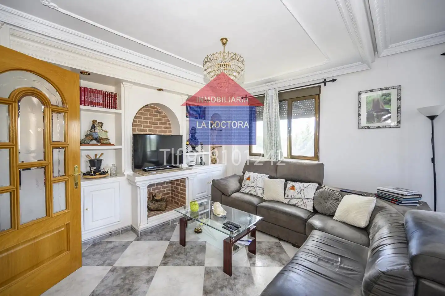 Sala de estar de Casa o chalet en venta en Escalona con Calefacción, Terraza y Piscina