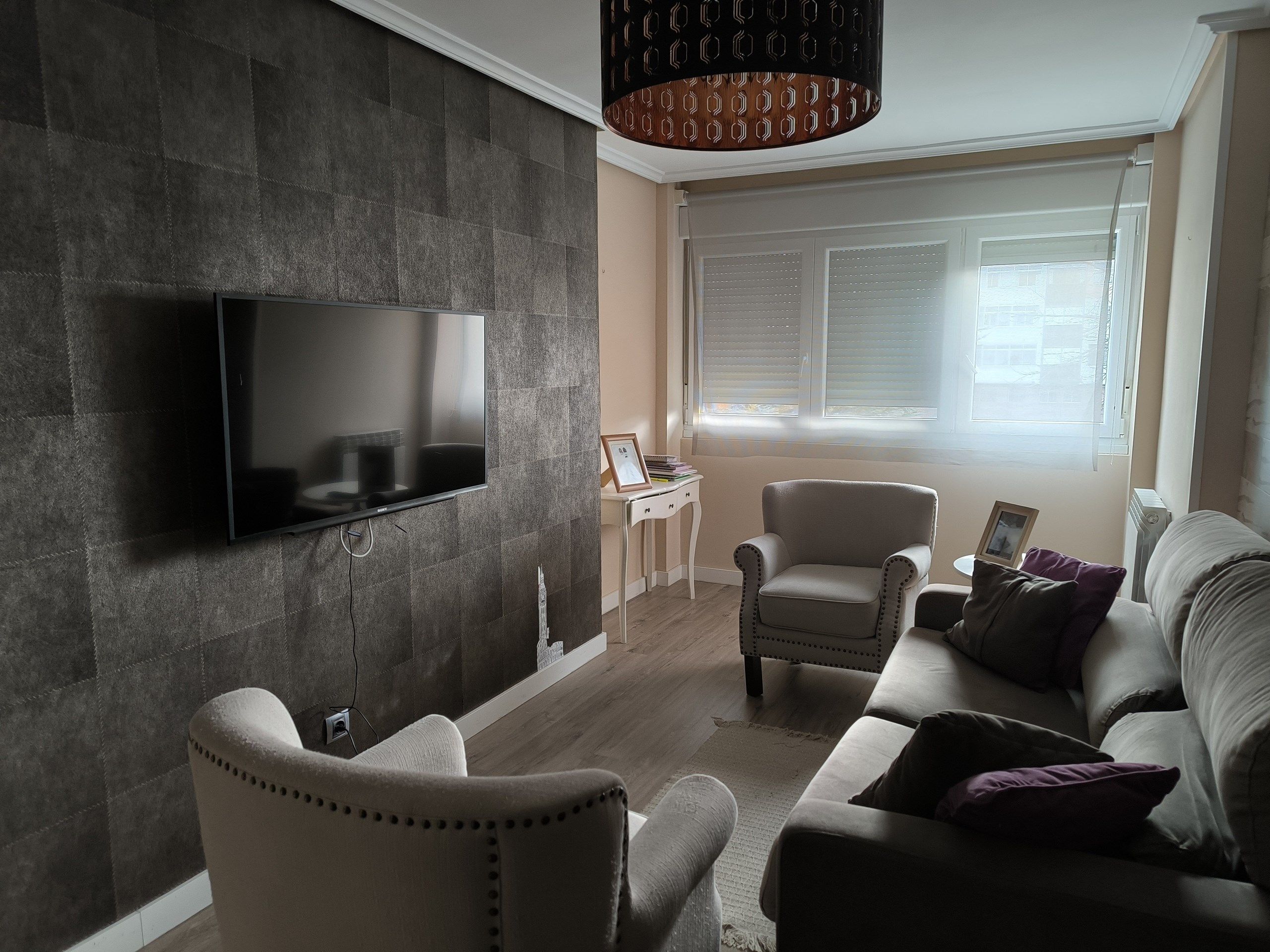 Sala d'estar de Pis en venda en Vitoria - Gasteiz amb Terrassa, Traster i Moblat