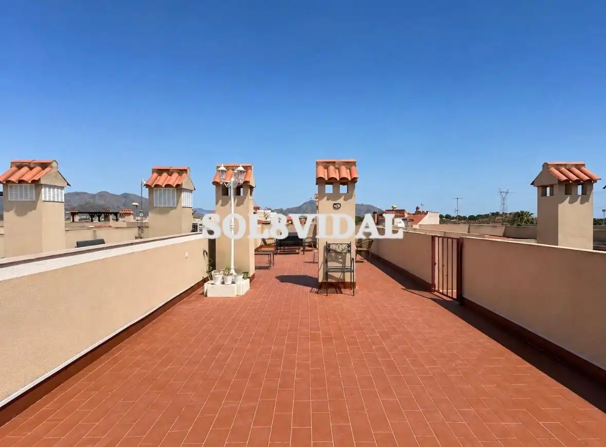 Terrassa de Casa o xalet en venda en Orihuela amb Terrassa, Balcó i Piscina comunitària