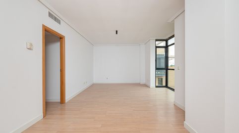 Foto 2 de Piso en venta en Euro, 21, PAU de Carabanchel, Madrid Capital