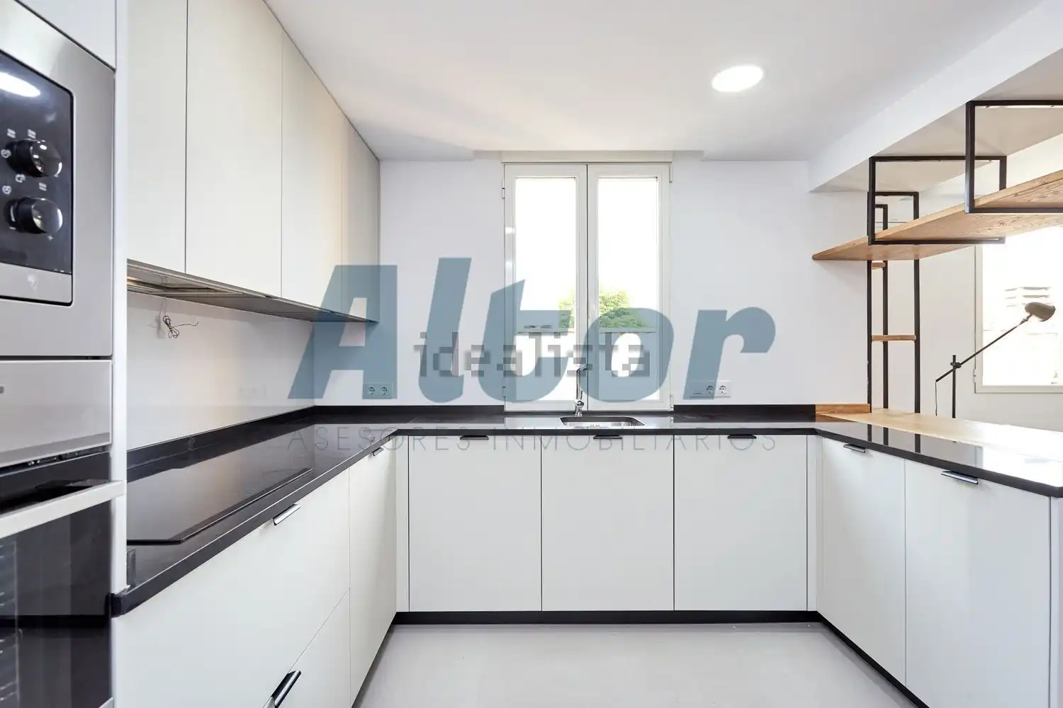 Flat for rent in DE CONCHA ESPINA, El Viso