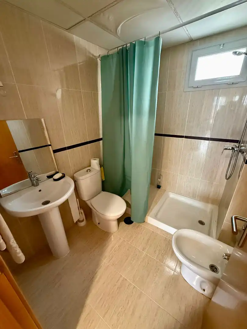 Bathroom of Houses for sale in Burguillos de Toledo  with Air Conditioner, Heating and Private garden