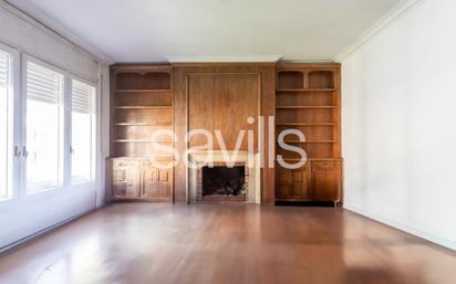 Sala d'estar de Apartament en venda en  Barcelona Capital amb Balcó