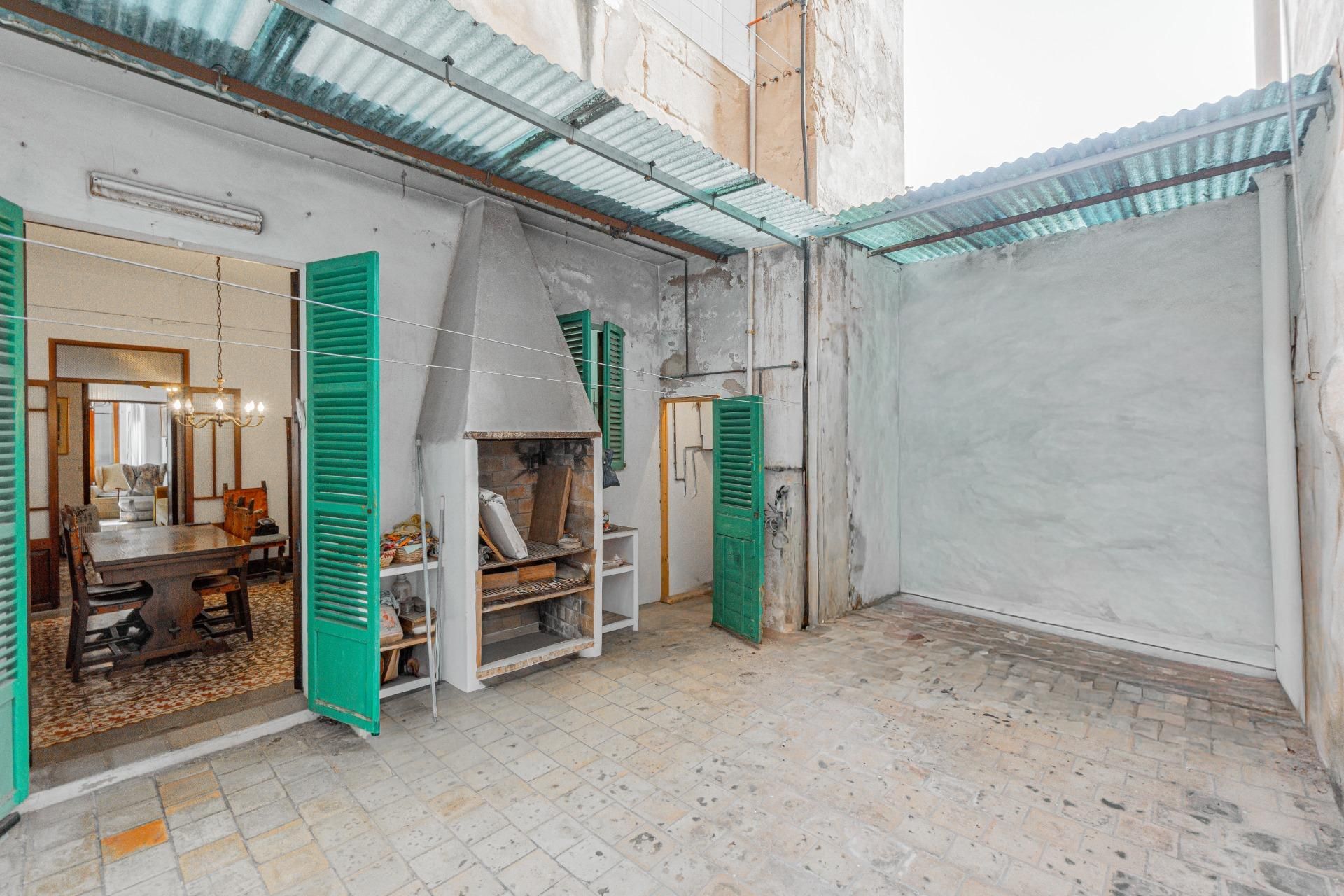 Vista exterior de Pis en venda en  Palma de Mallorca amb Aire condicionat i Balcó