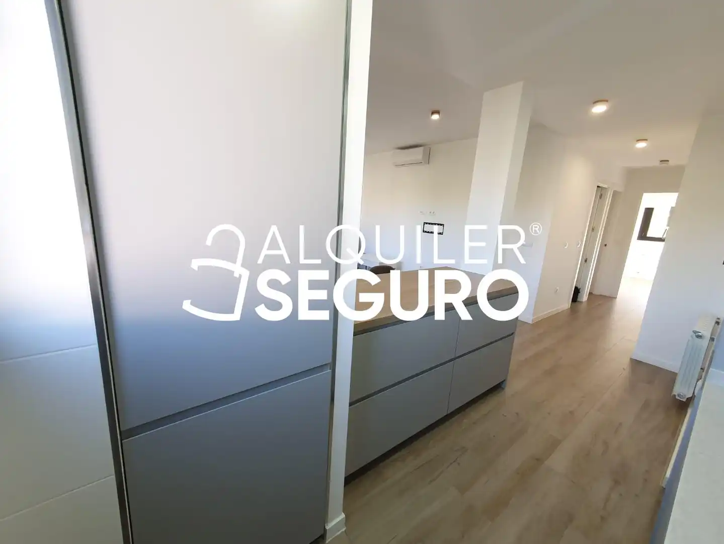 Kitchen of Flat for rent in Madrid  with Air Conditioner, Heating and Terrace