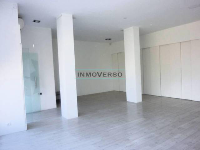 Local comercial en Venta en Calle Piscis en Paseo Marítimo de Levante