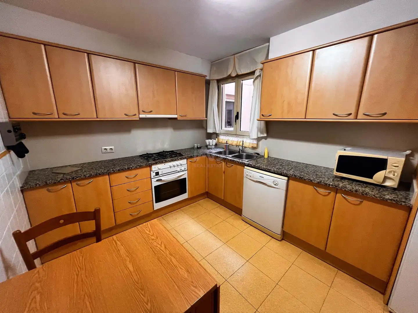 Kitchen of Flat for sale in Figueres  with Air Conditioner, Heating and Terrace