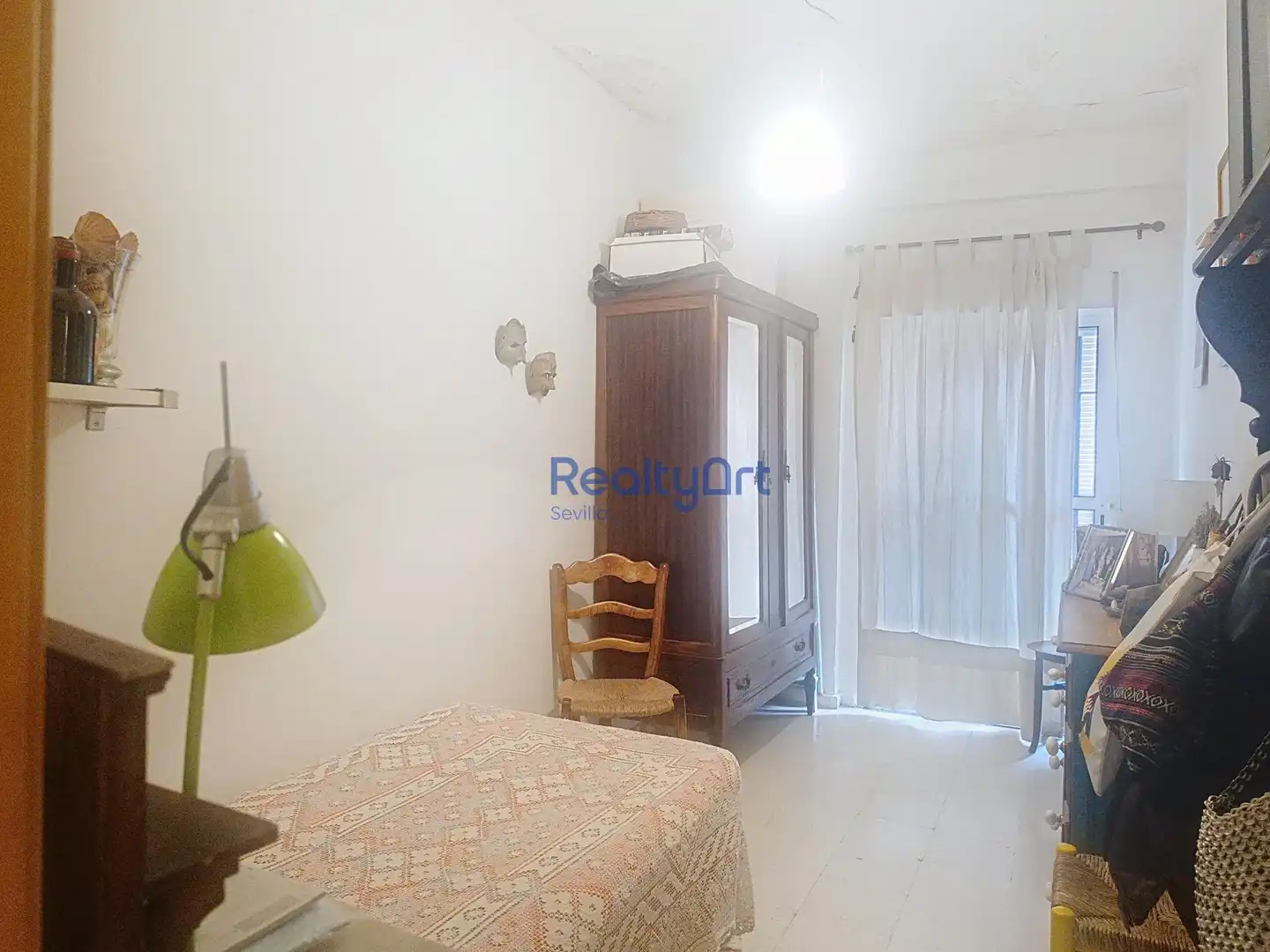 Bedroom of Flat for sale in Sevilla