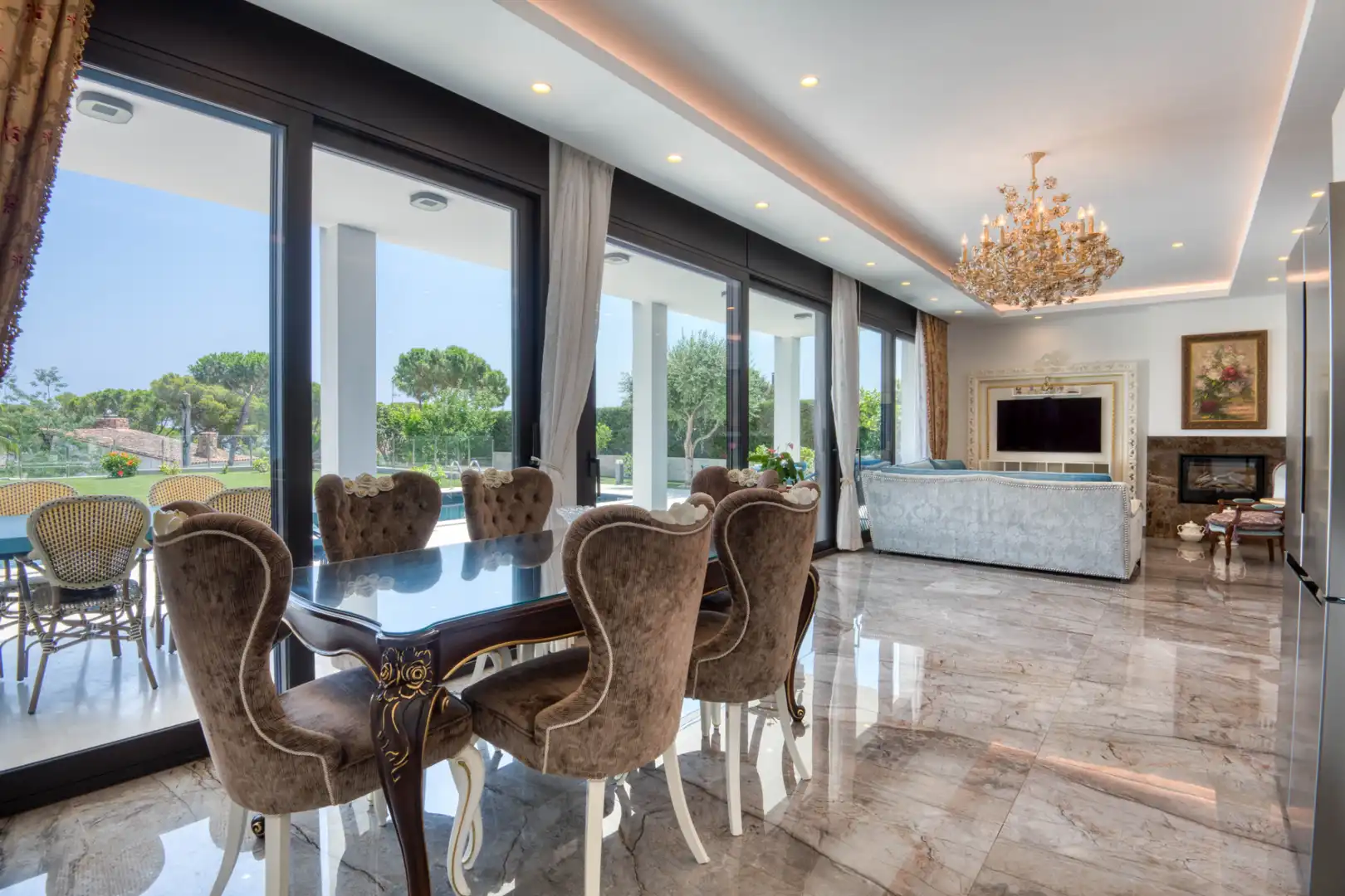 Chalet con piscina en venta en Carrer Cadí, imagen 9