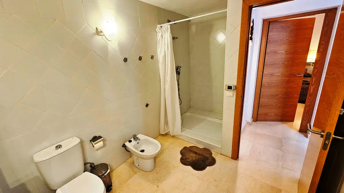 Baño de Casa o chalet en venta en Zufre con Calefacción, Terraza y Trastero