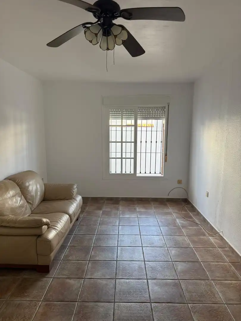 Sala de estar de Casa adosada en venta en Chiclana de la Frontera