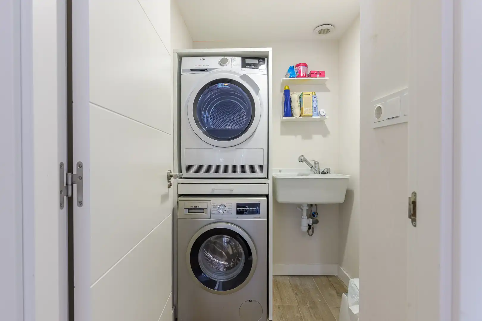 Bathroom of Attic for sale in Málaga  with Air Conditioner, Terrace and Swimming Pool