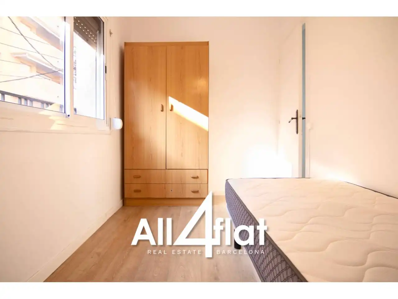 Habitación de Piso de alquiler en L'Hospitalet de Llobregat con Amueblado