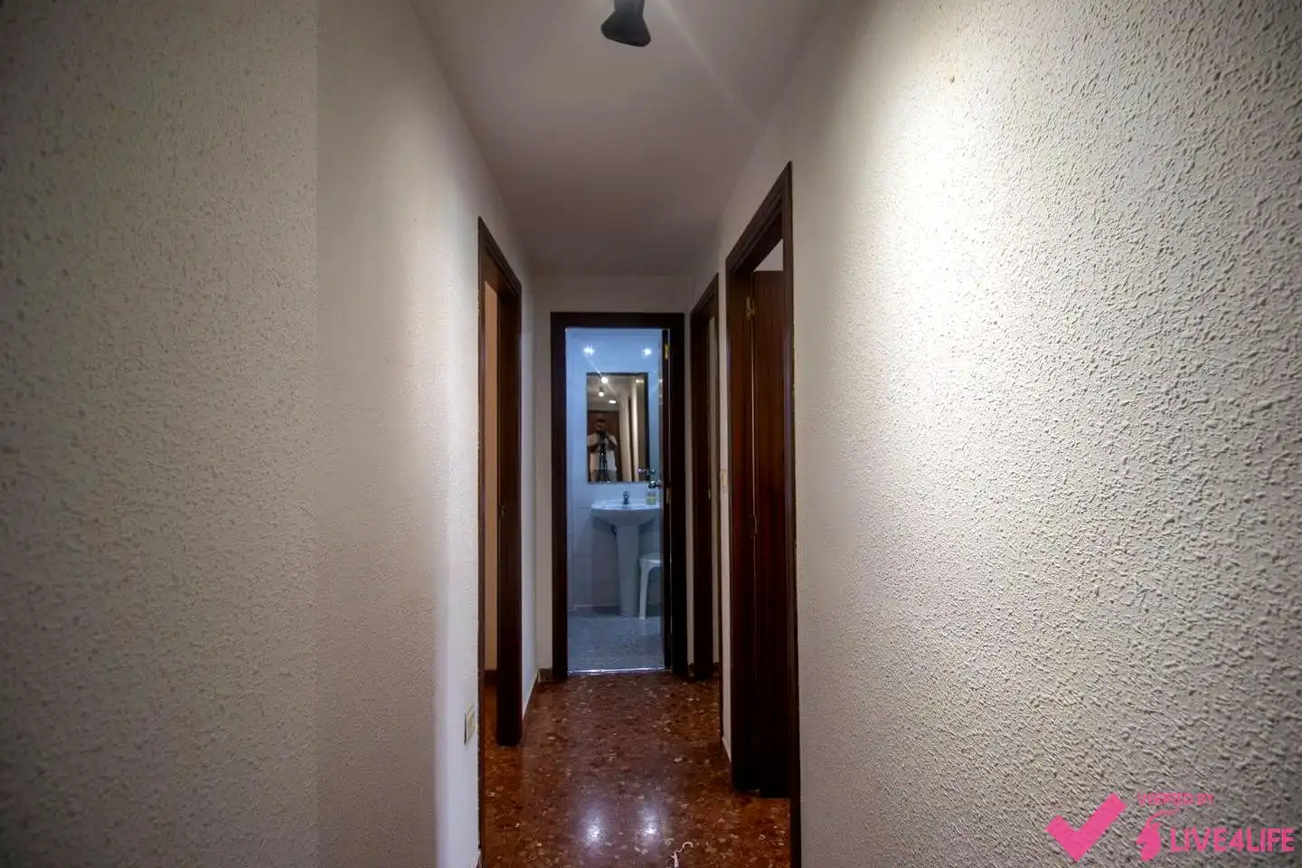 Flat for share in Valencia  with Air Conditioner and Furnished