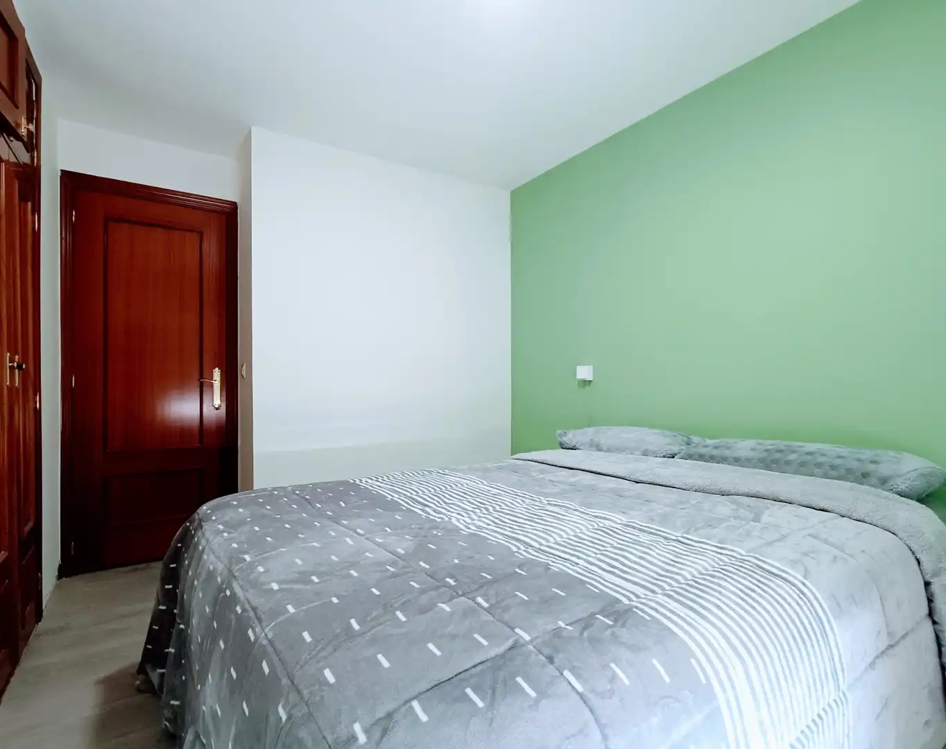 Habitación de Piso de alquiler en Madrid con Aire acondicionado, Terraza y Amueblado