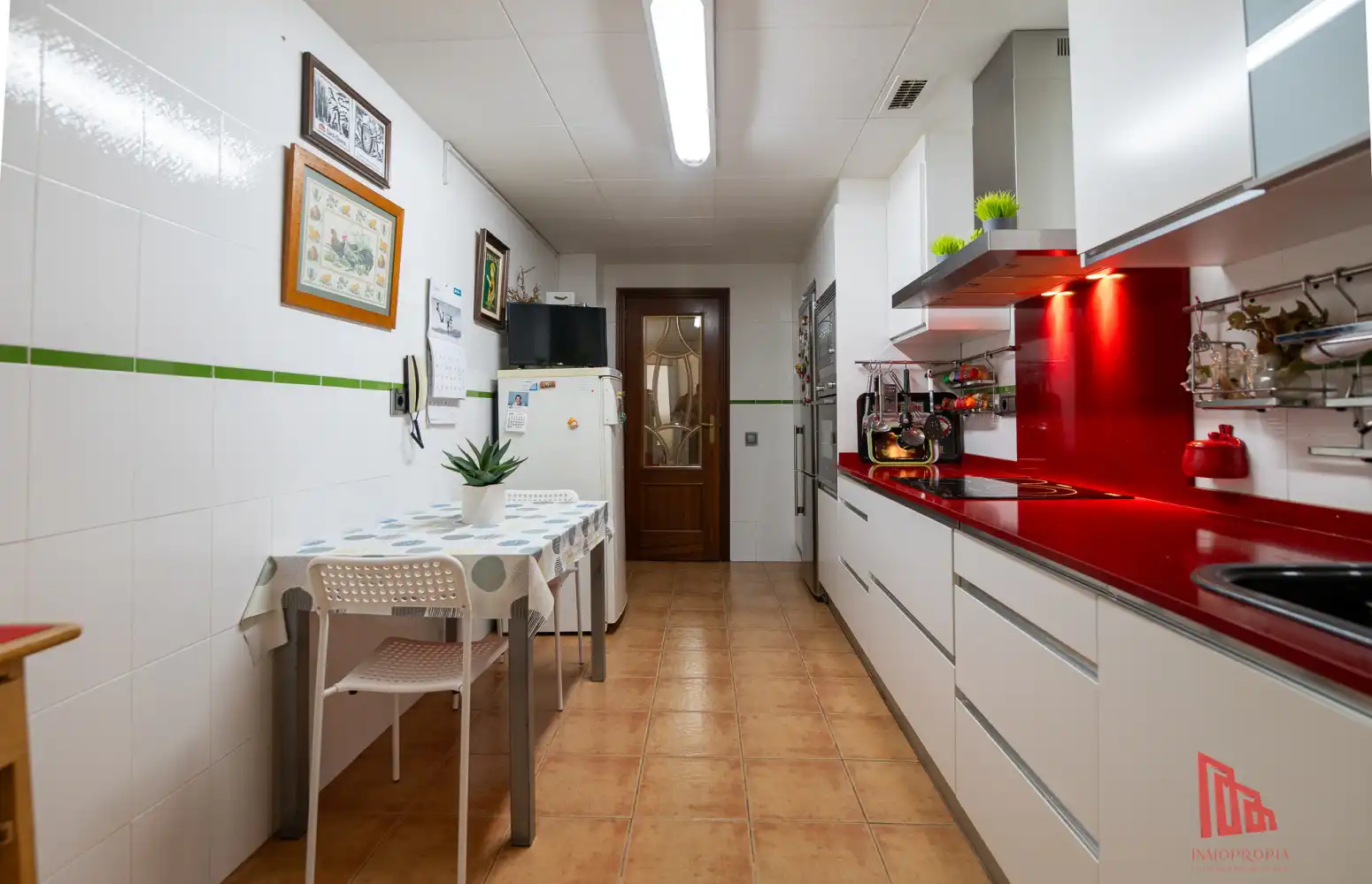 Cuina de Pis en venda en Catarroja amb Aire condicionat, Calefacció i Jardí privat