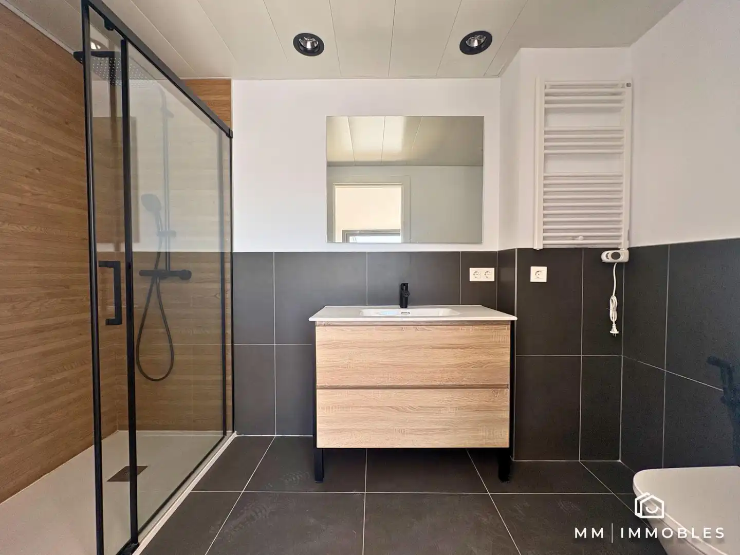 Bathroom of Attic for sale in Granollers  with Air Conditioner, Heating and Terrace