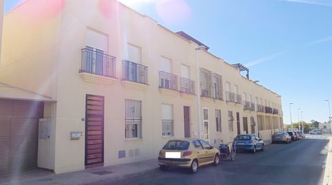 Solvia Inmobiliaria  Chalet independiente Pechina