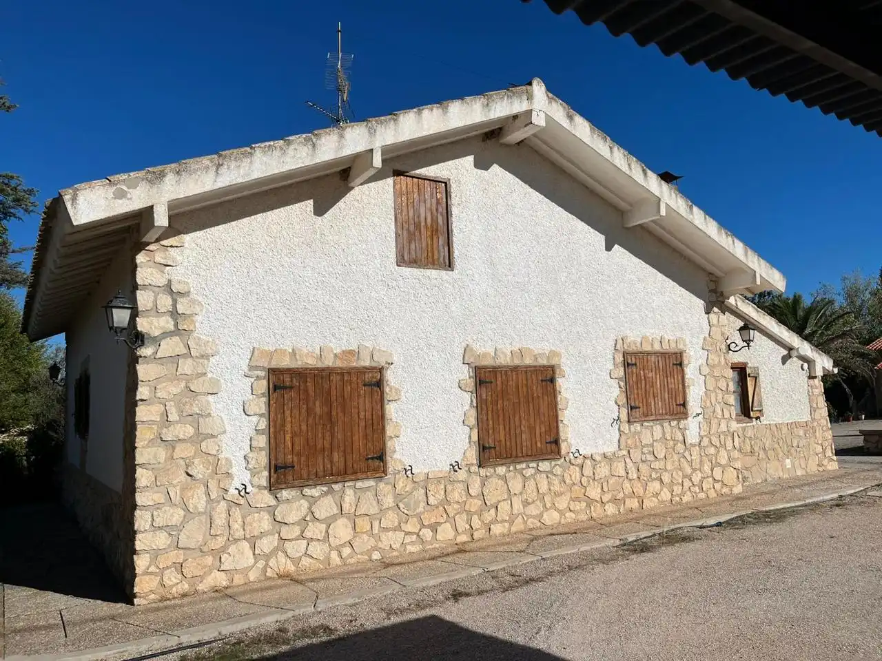 Vista exterior de Casa o chalet en venta en Salinas con Aire acondicionado, Jardín privado y Terraza