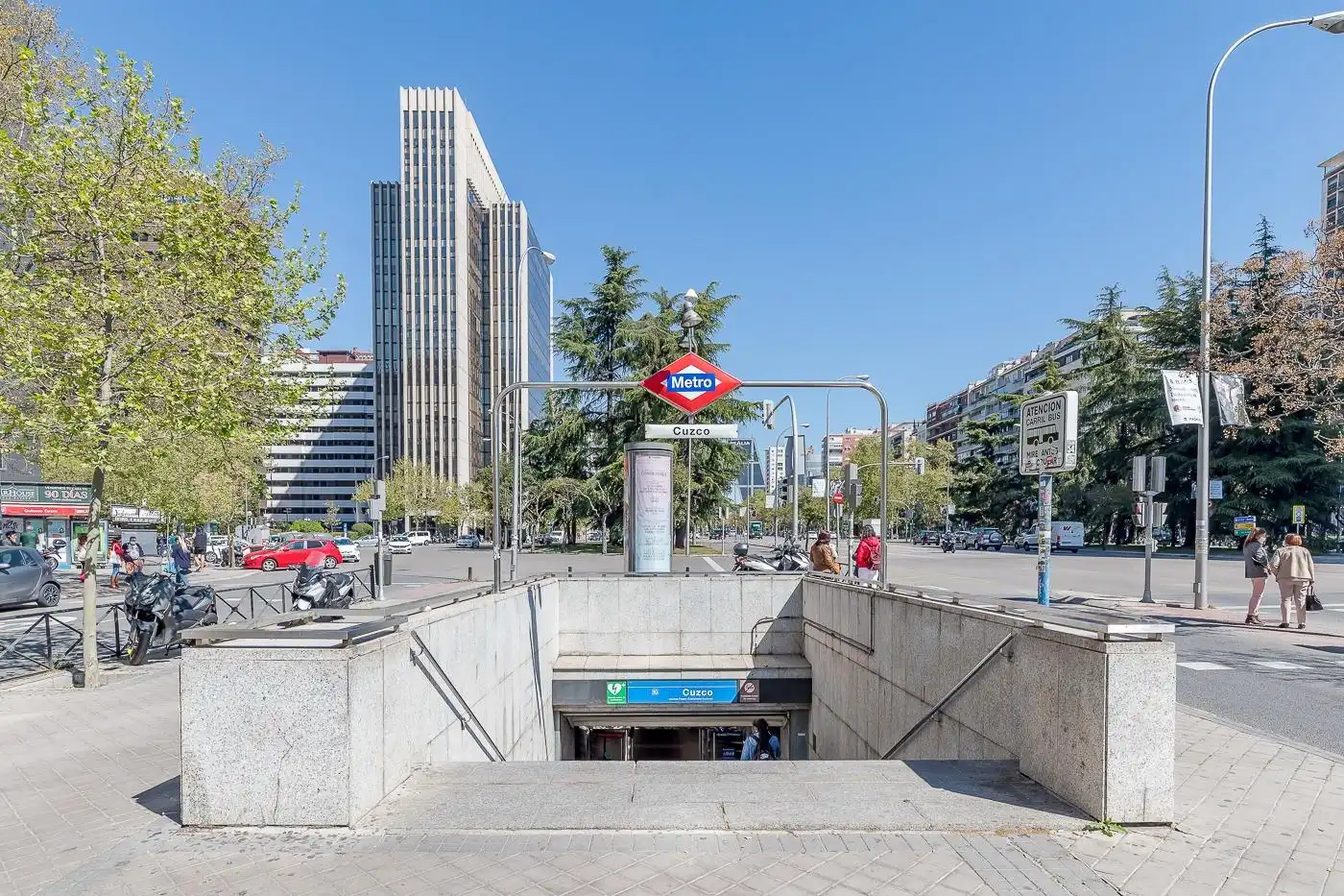 Vista exterior de Oficina de lloguer en Madrid amb Aire condicionat, Calefacció i Terrassa