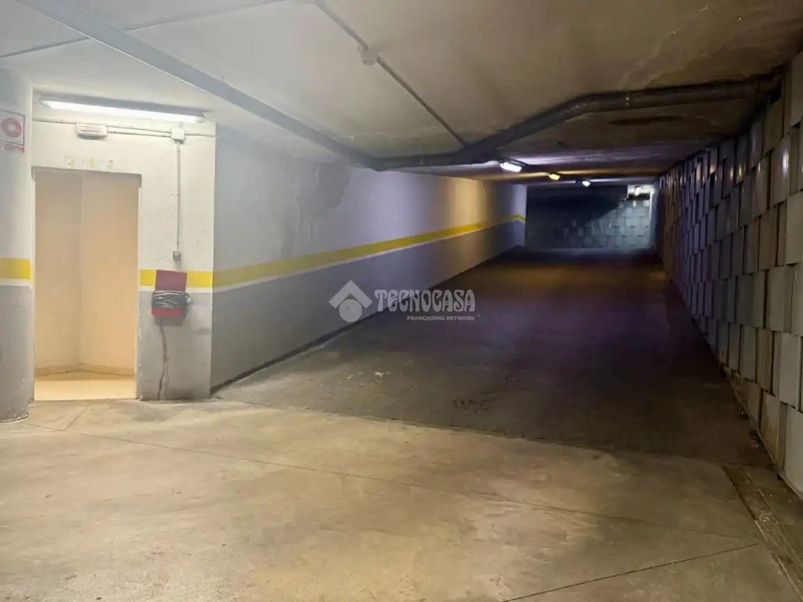 Parking of Flat for sale in Alovera  with Air Conditioner, Furnished and Balcony