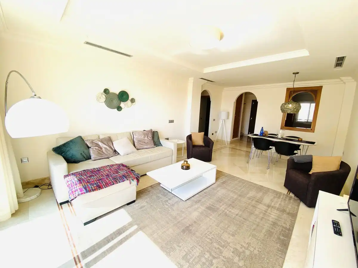 Apartment with terrace for sale in Nueva Andalucía, imagen 2