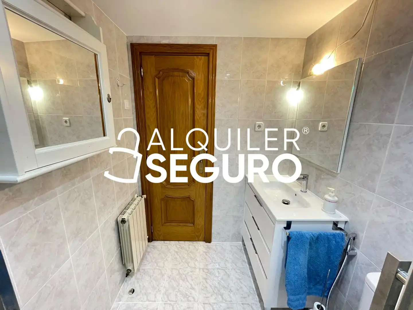 Bany de Pis de lloguer en Madrid amb Aire condicionat, Calefacció i Terrassa