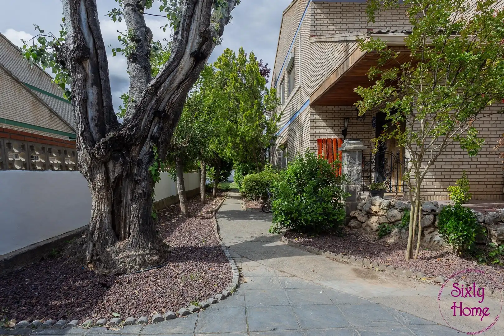 Vista exterior de Casa o chalet en venta en Cadrete con Aire acondicionado, Calefacción y Jardín privado
