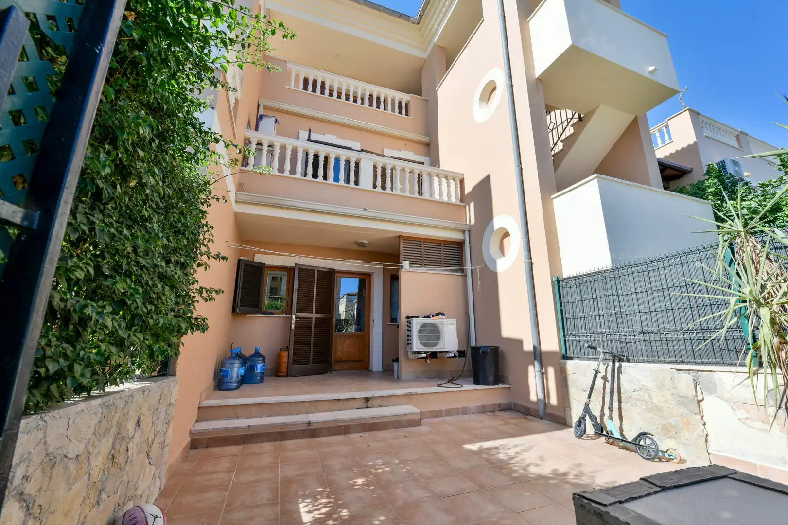 Exterior view of Detached homes for sale in Alcúdia  with Air Conditioner, Terrace and Balcony