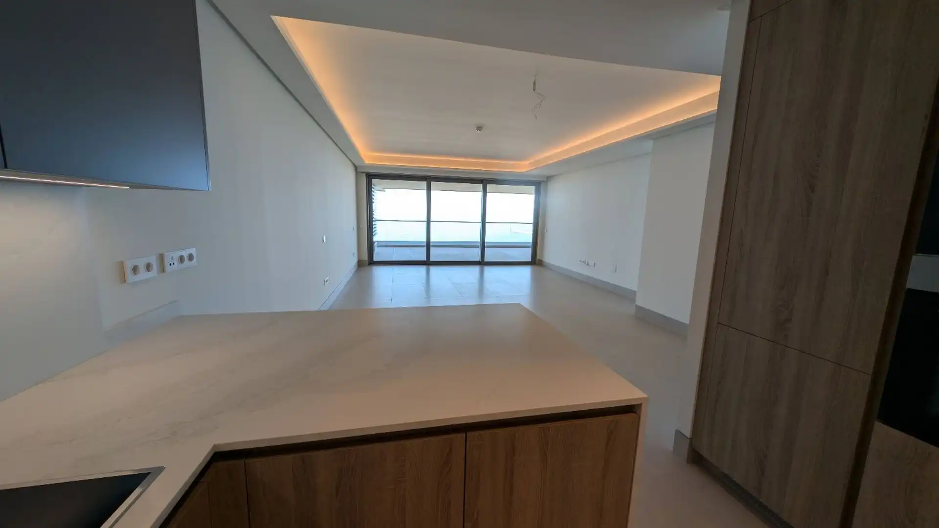 Apartamento de alquiler en Martín Carpena - Torre del Río