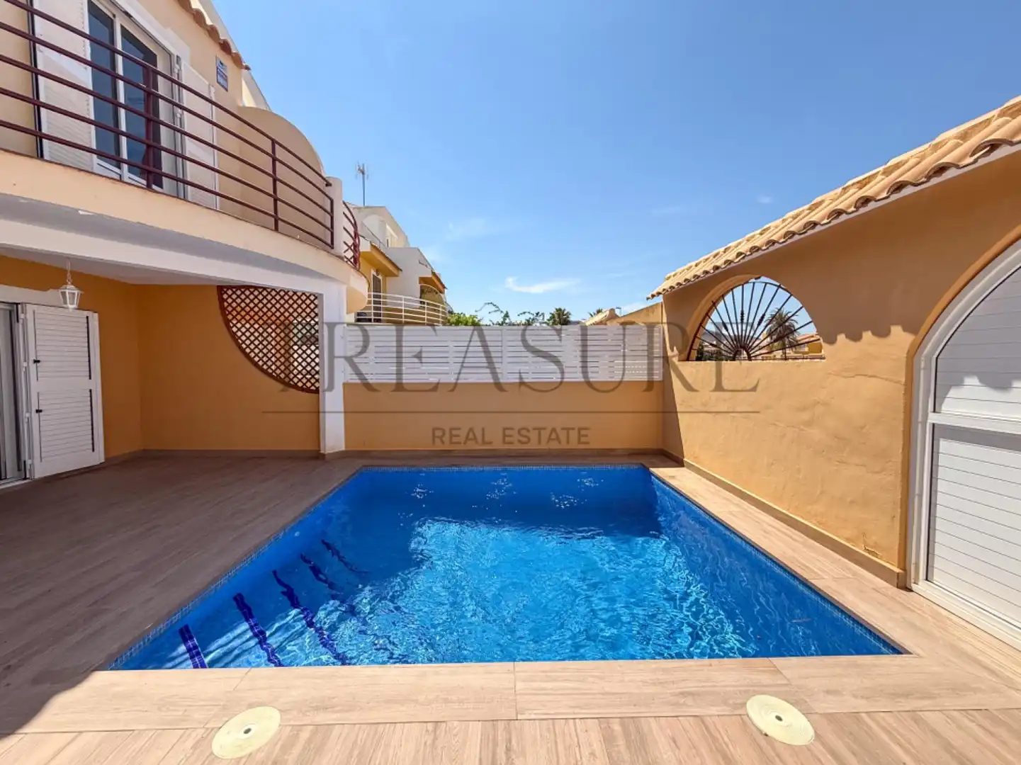 Piscina de Casa adosada en venta en Mazarrón con Aire acondicionado, Calefacción y Terraza