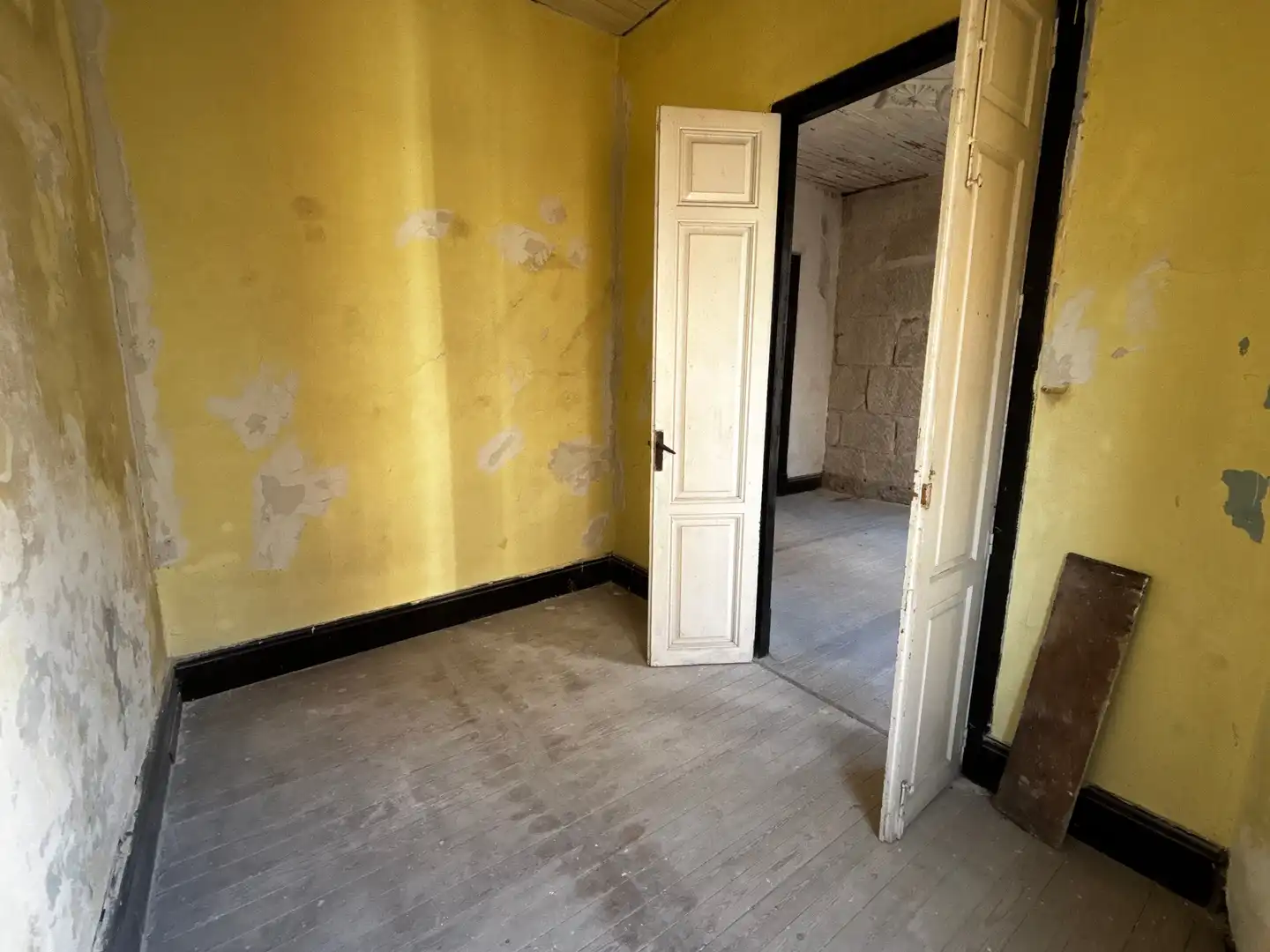 Piso en venta en Marín con Balcón