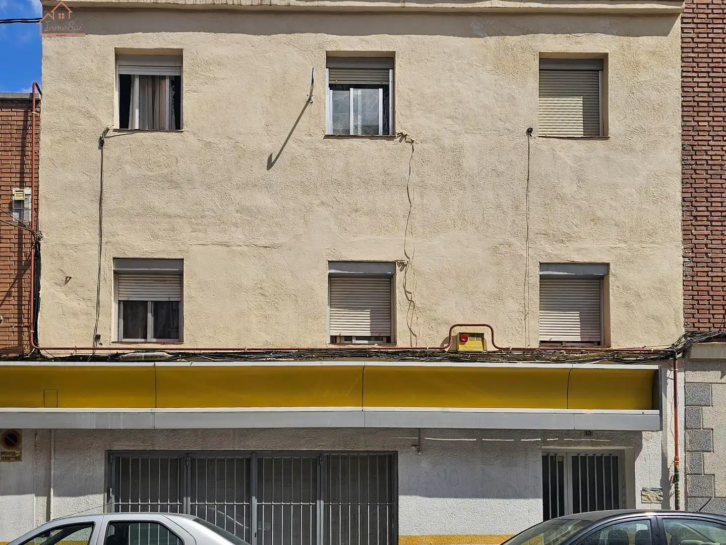 Exterior view of Buildings for sale in Madrid