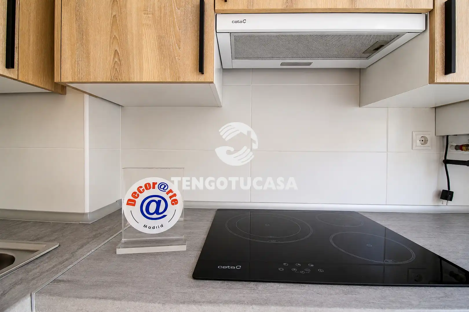 Kitchen of Flat for sale in Madrid  with Air Conditioner, Furnished and Oven