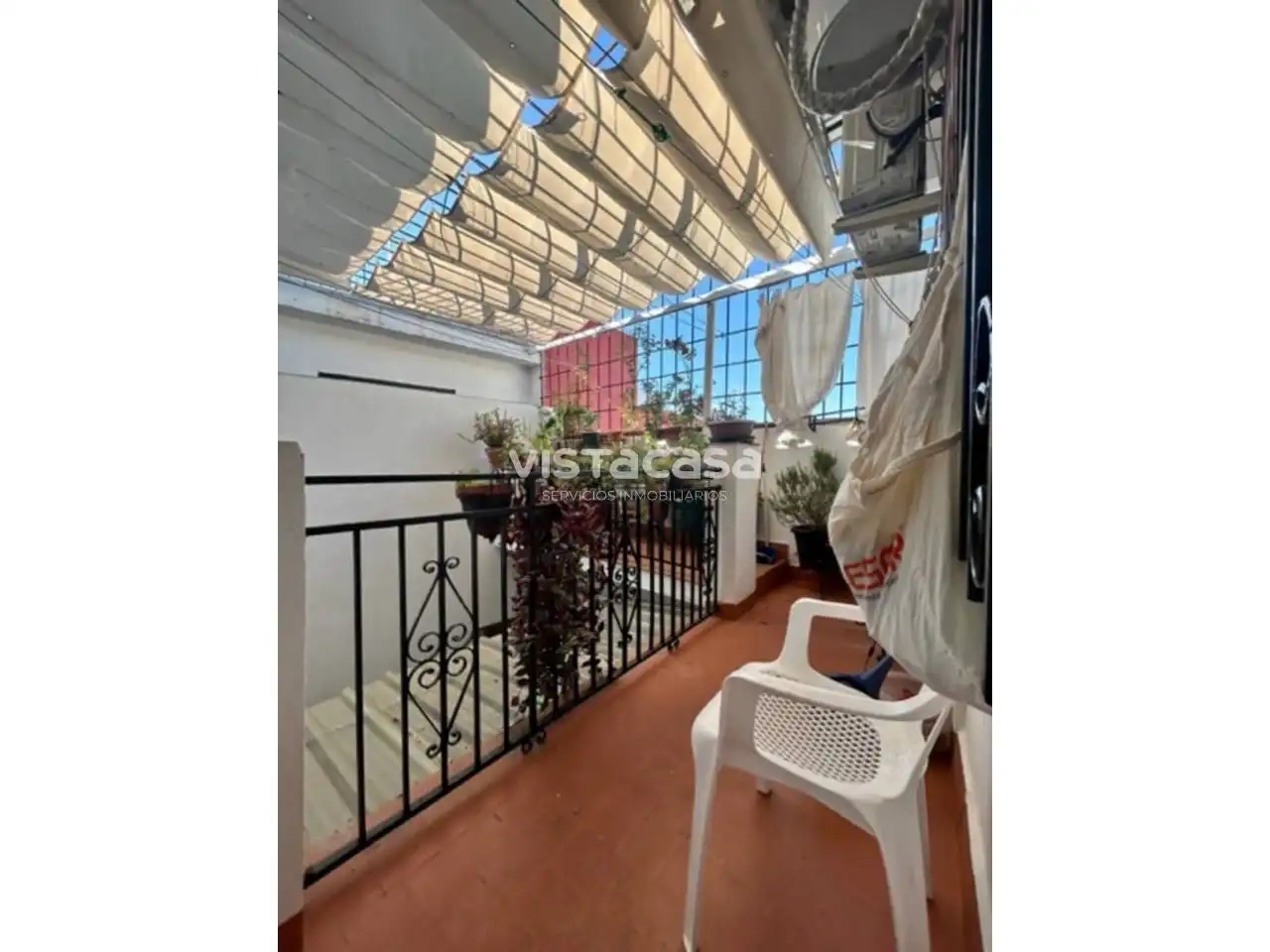 Balcony of Houses for sale in Sevilla  with Air Conditioner and Heating