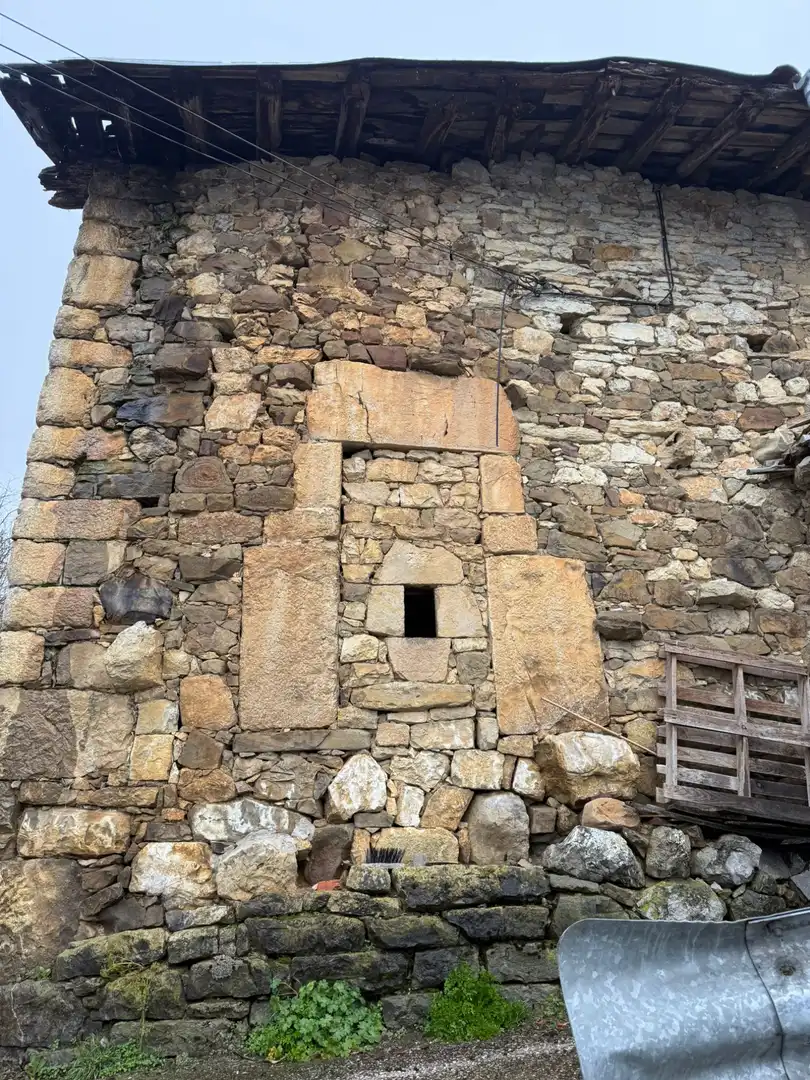 Vista exterior de Casa o chalet en venta en Caso