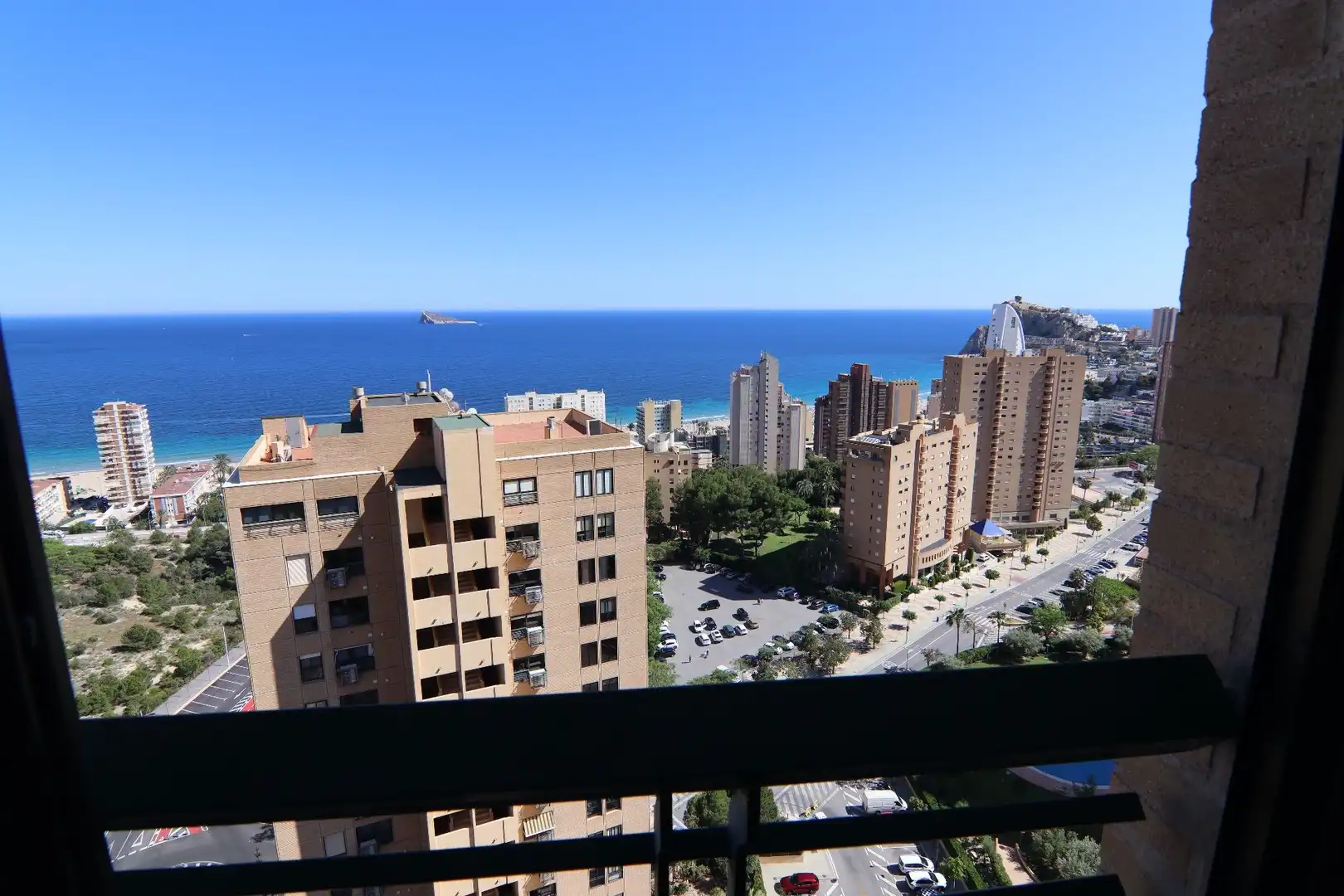 Vista exterior de Piso en venta en Benidorm con Aire acondicionado, Terraza y Amueblado