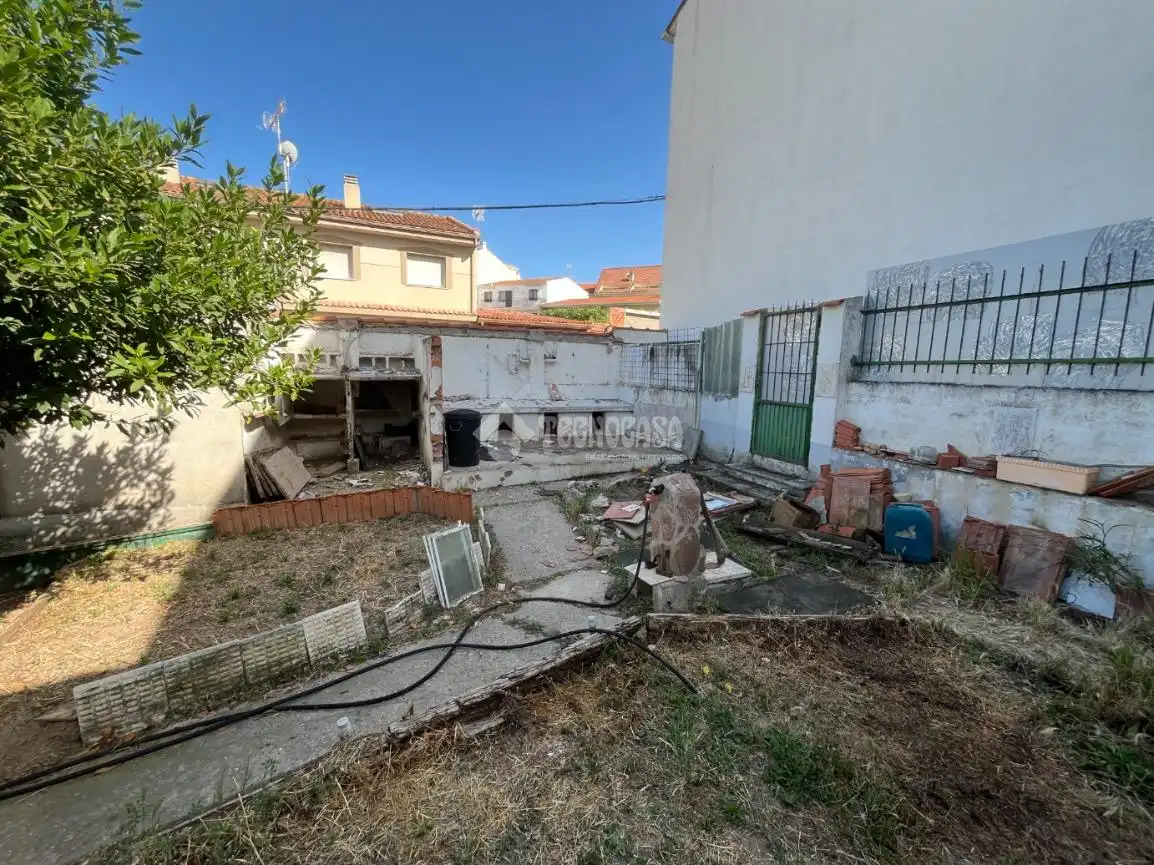 Wohnbaugrundstück zum Verkauf in Torres de la Alameda, imagen 11