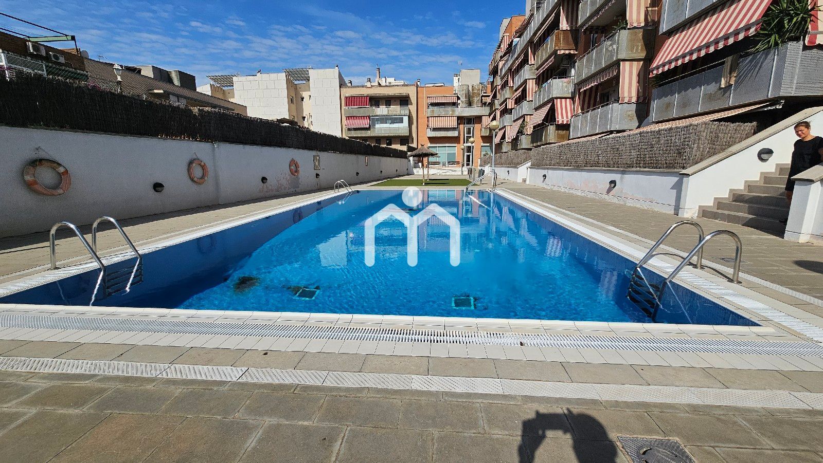 Swimming pool of Flat for sale in Badalona  with Air Conditioner, Heating and Terrace