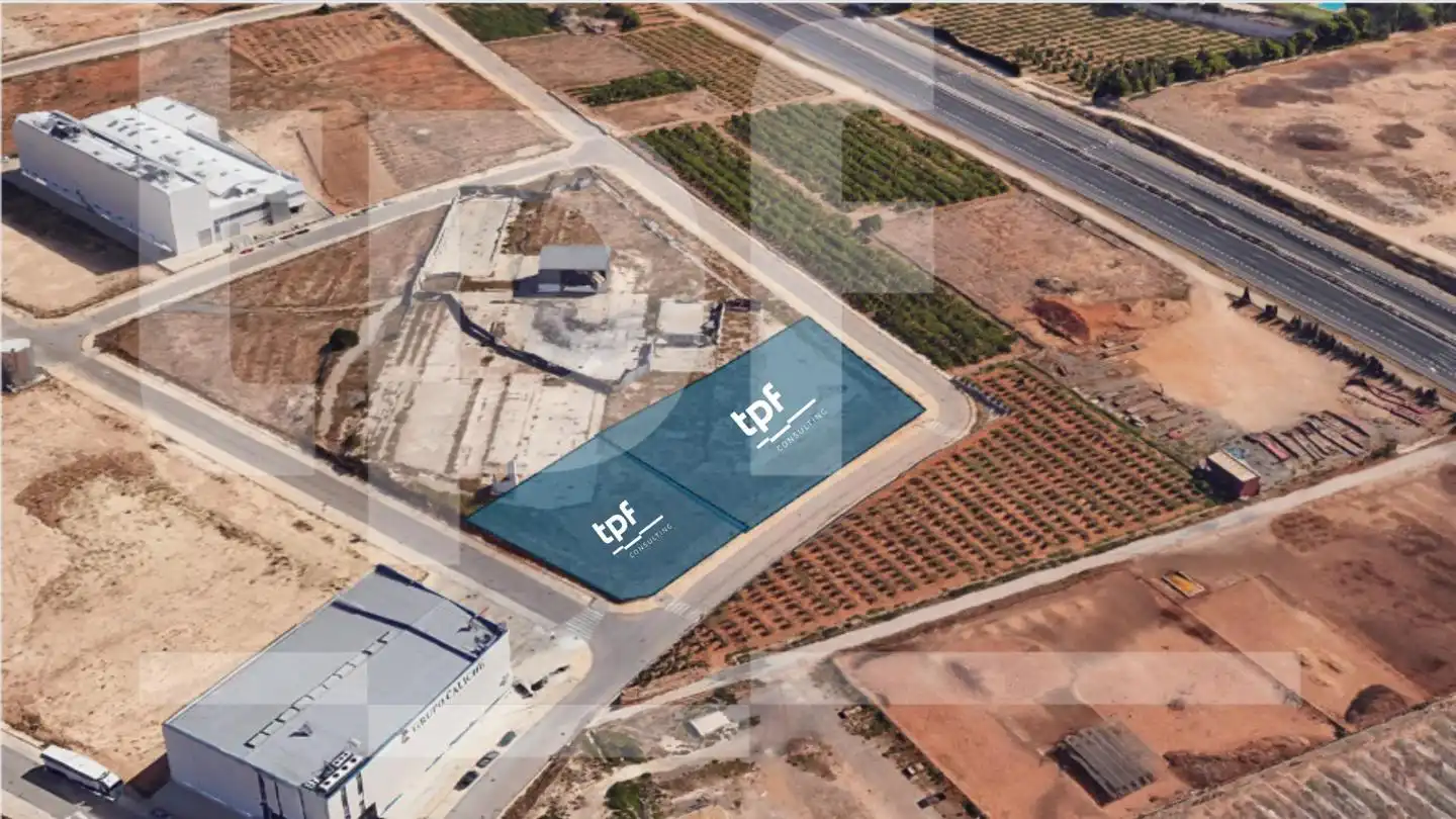 Terreny industrial en venda a P.I. La Coma