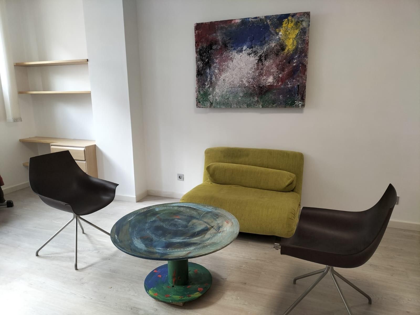 Sala d'estar de Loft de lloguer en  Pamplona / Iruña amb Calefacció