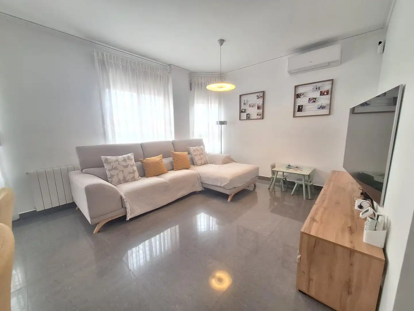 Living room of Houses for sale in Alginet  with Air Conditioner, Heating and Terrace