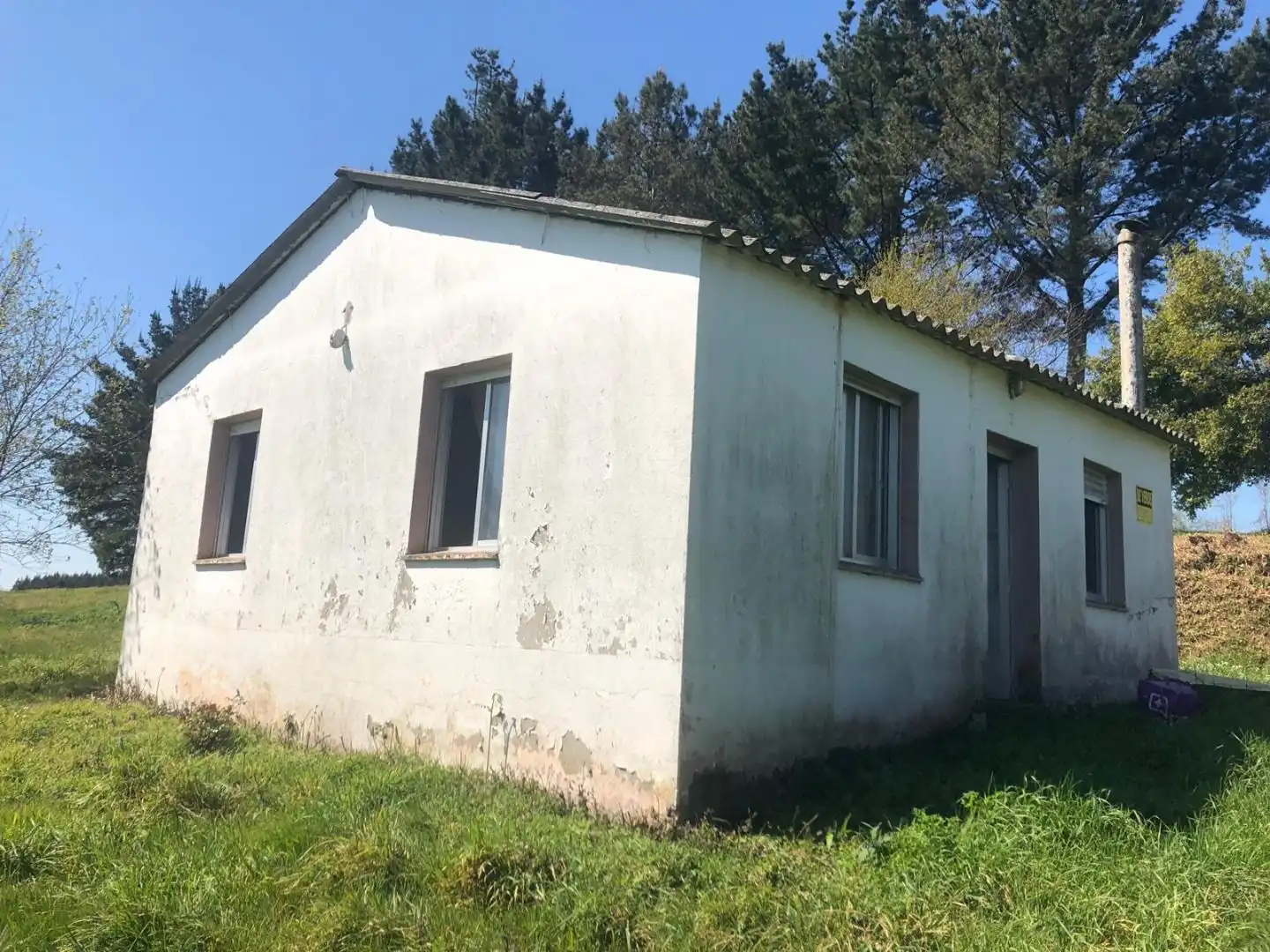 Vista exterior de Casa o xalet en venda en Vilasantar amb Jardí privat