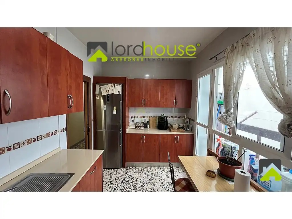 Piso con ascensor en venta en Calle Jeronimo Santa Fe 98, imagen 14